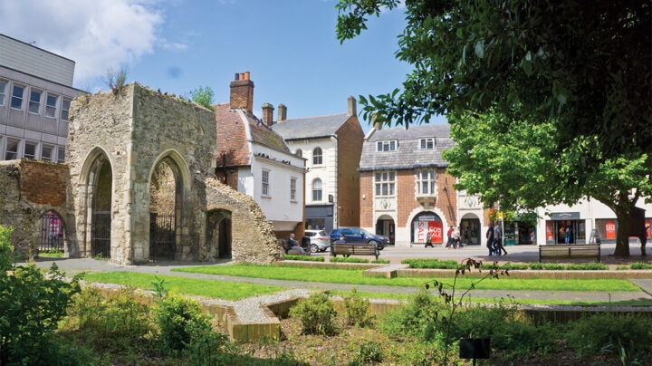 PRC Luxury Travel Essex Experience the Pinnacle of Luxury Travel Airport Transfers and Executive Taxi Serice in Brentwood ESSEX CM13