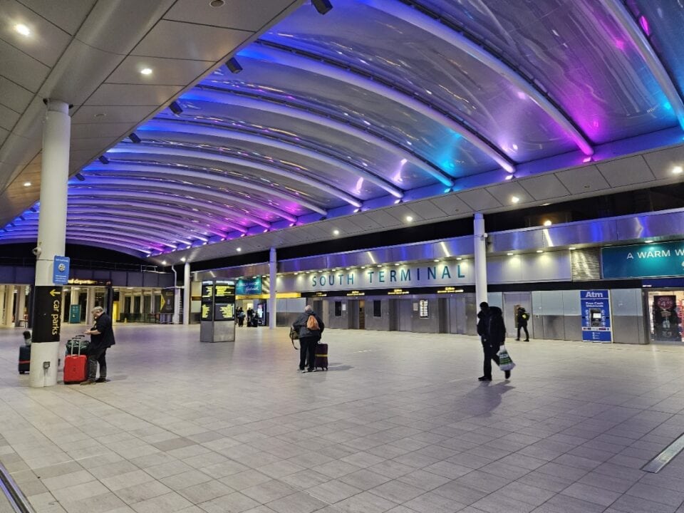 PRC Luxury Travel Essex Experience the Pinnacle of Luxury Travel Gatwick Airport Transfers