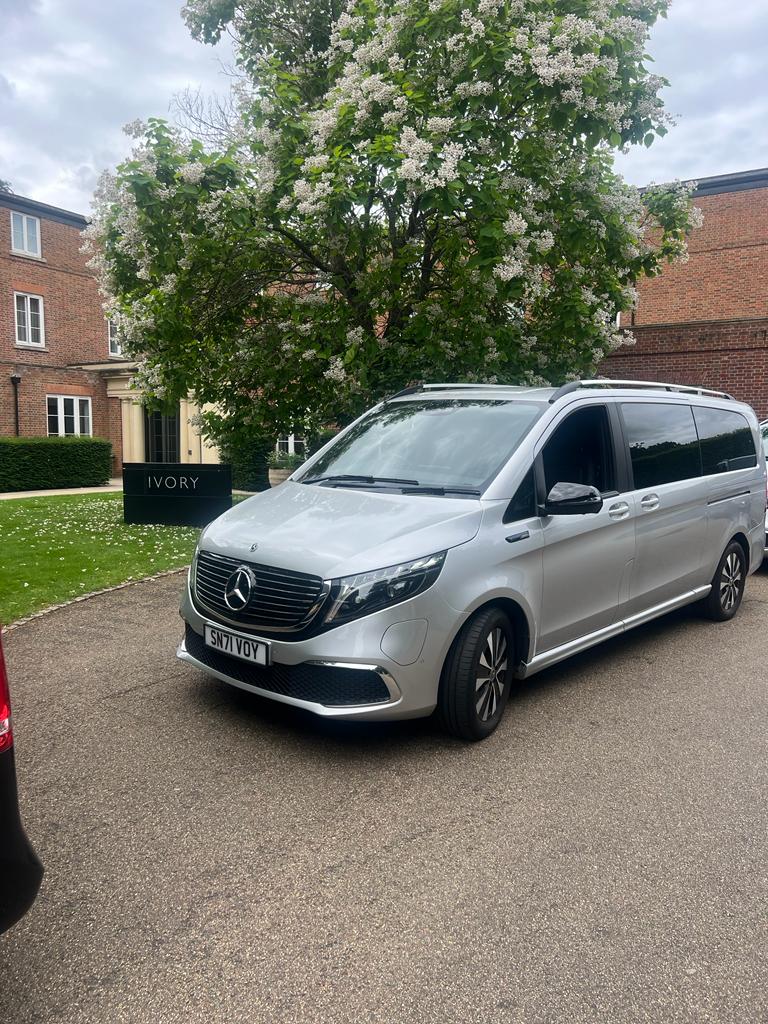 PRC Luxury Travel Essex Experience the Pinnacle of Luxury Travel Chauffeur and Executive Taxi Services in Essex and London
